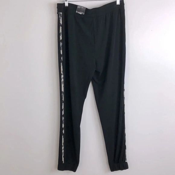 NWT INC International Concepts Animal Print Side Seam Joggers Size M - Picture 6 of 12